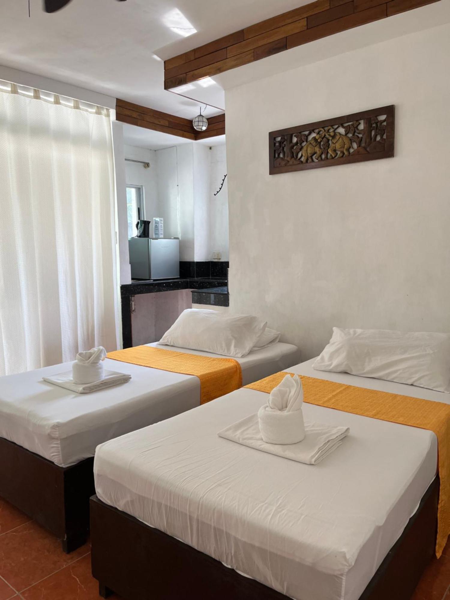 Boracay Ocean Bay Hotel 발라박 외부 사진