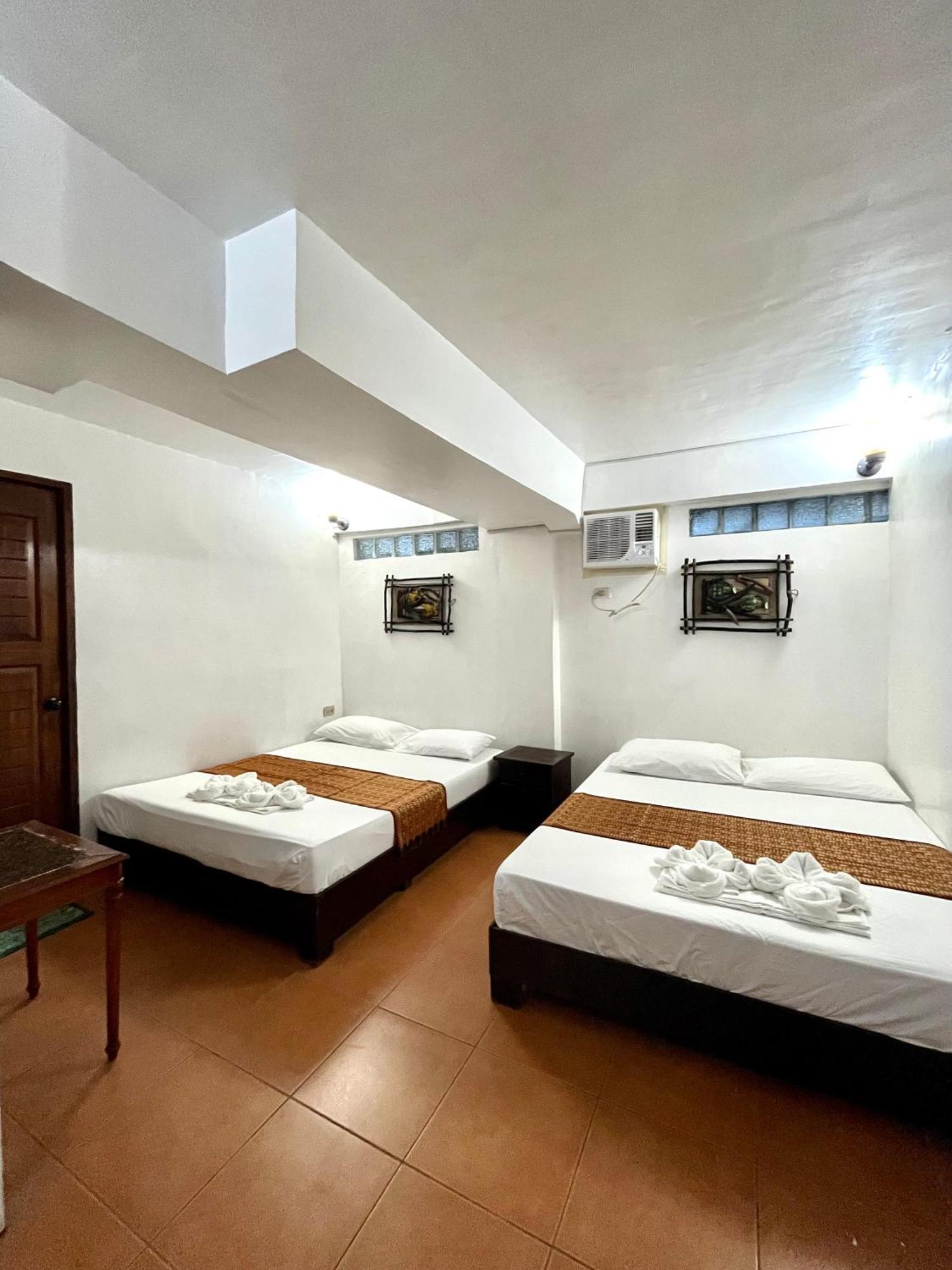 Boracay Ocean Bay Hotel 발라박 외부 사진