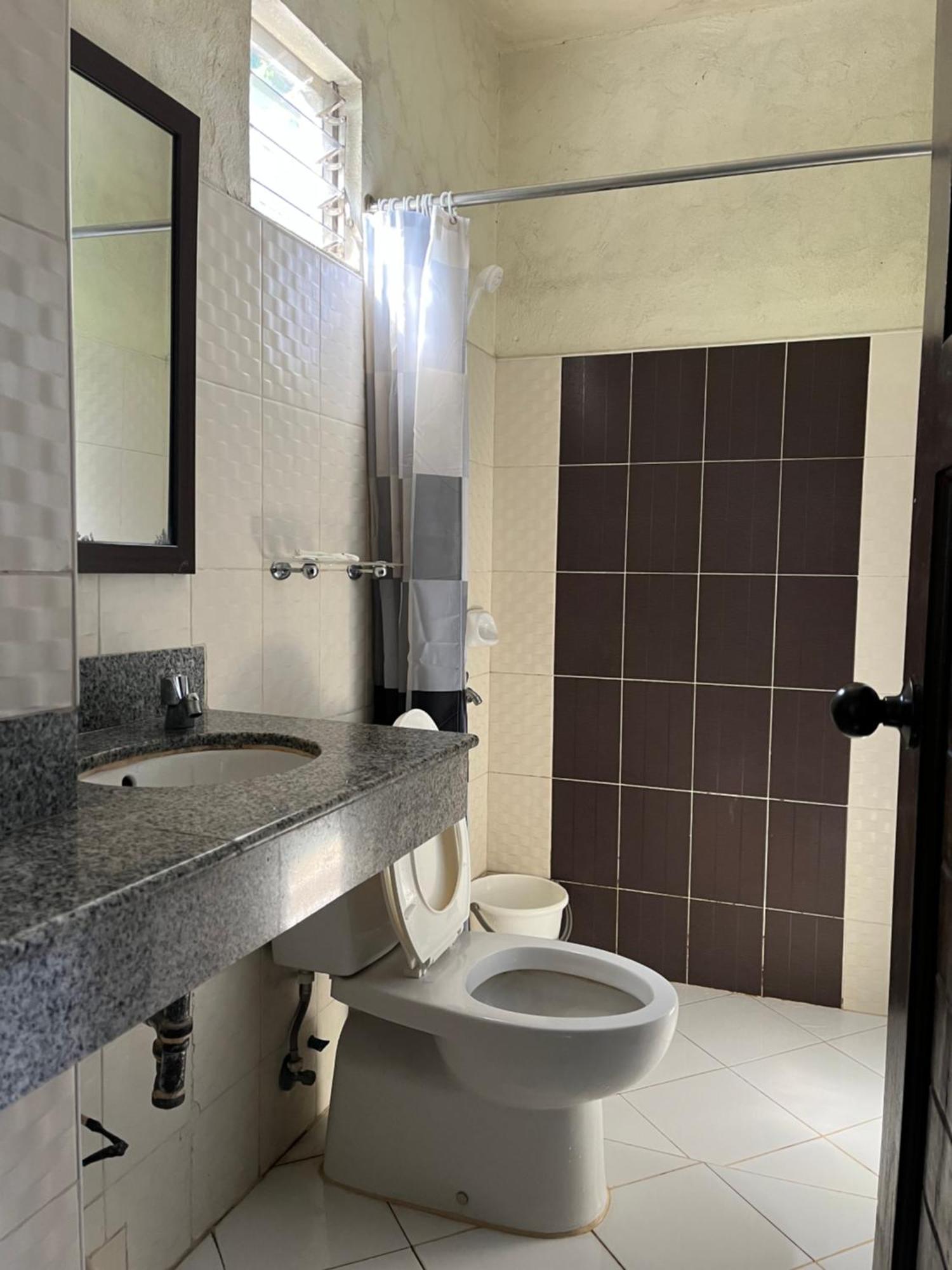 Boracay Ocean Bay Hotel 발라박 외부 사진