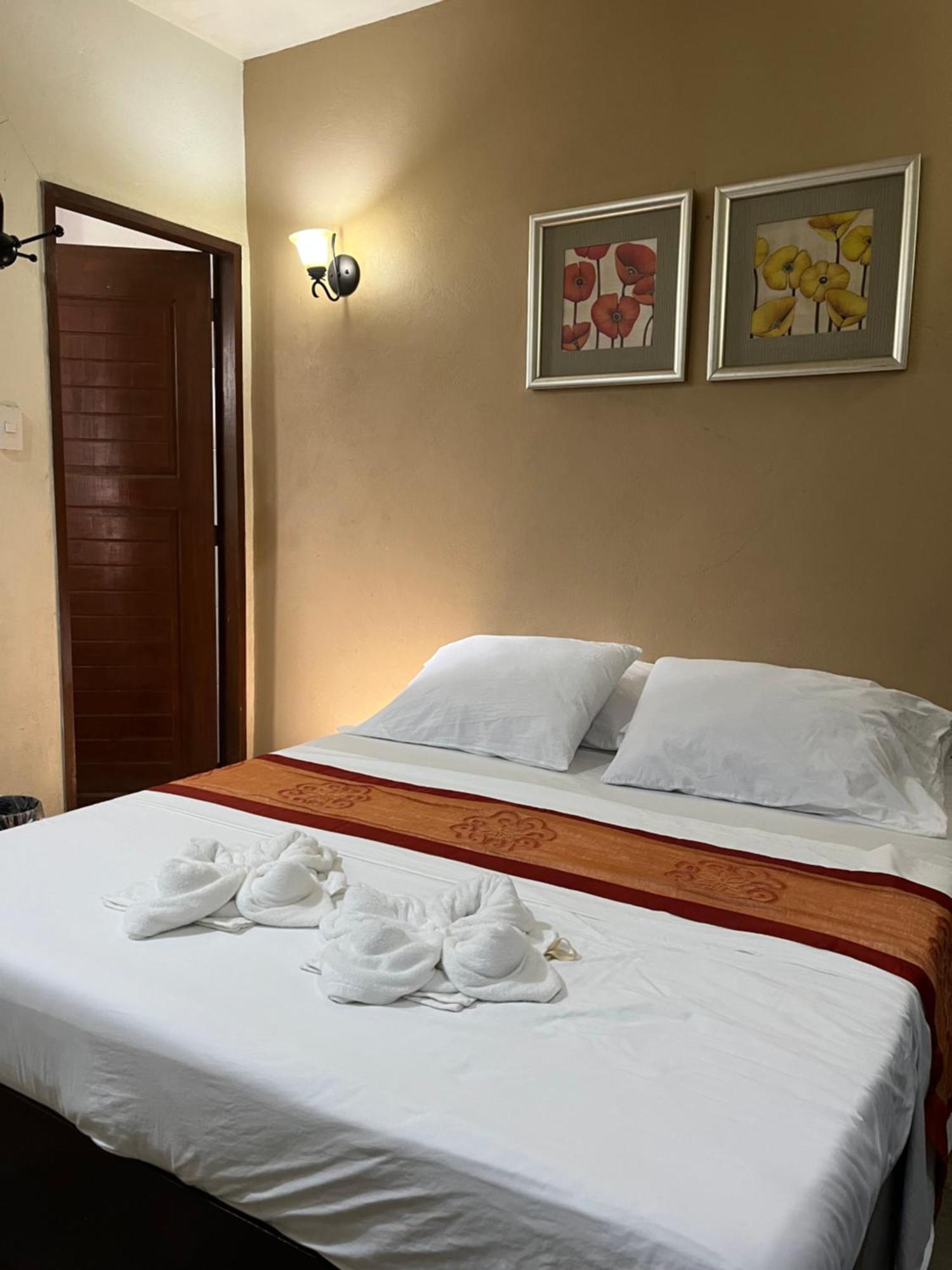 Boracay Ocean Bay Hotel 발라박 외부 사진