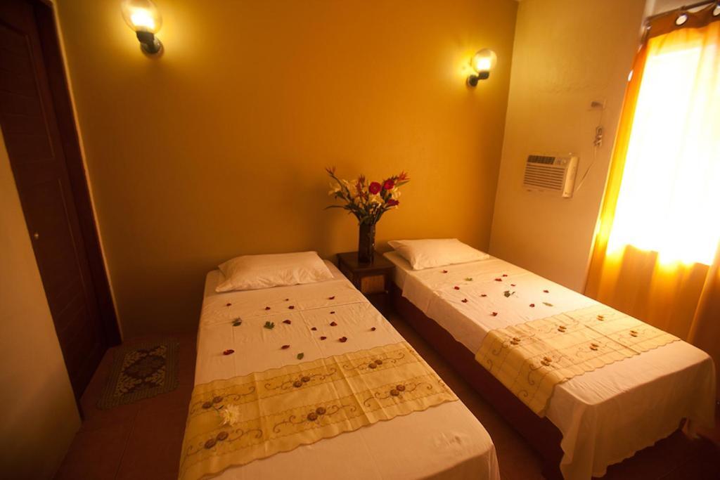 Boracay Ocean Bay Hotel 발라박 외부 사진