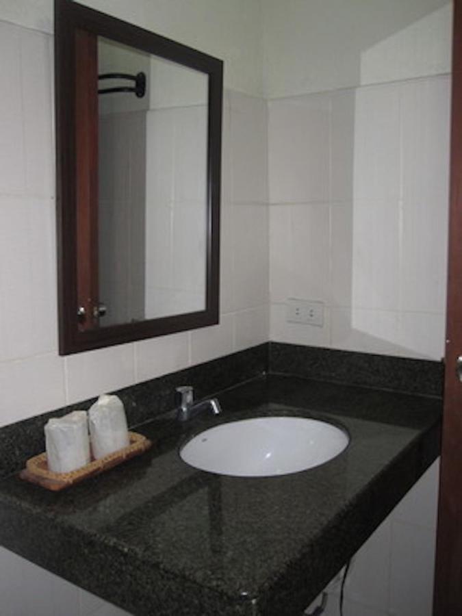 Boracay Ocean Bay Hotel 발라박 외부 사진