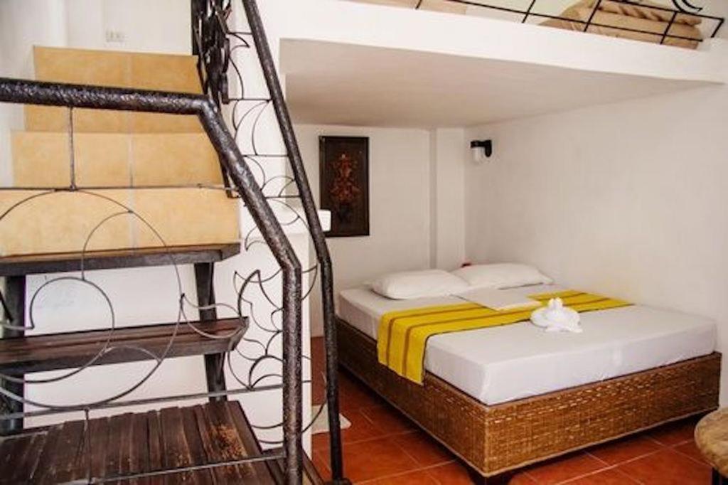 Boracay Ocean Bay Hotel 발라박 외부 사진